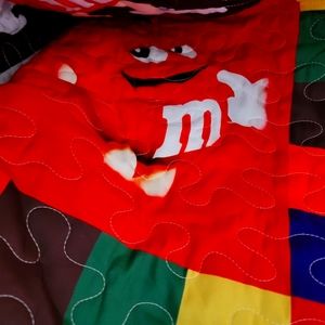 M and M quilt